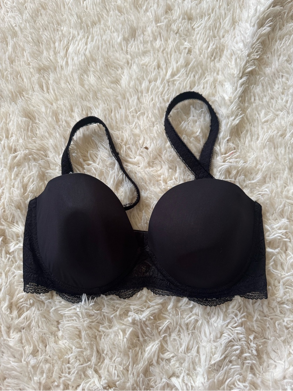 Simón Perele black bra New 32E